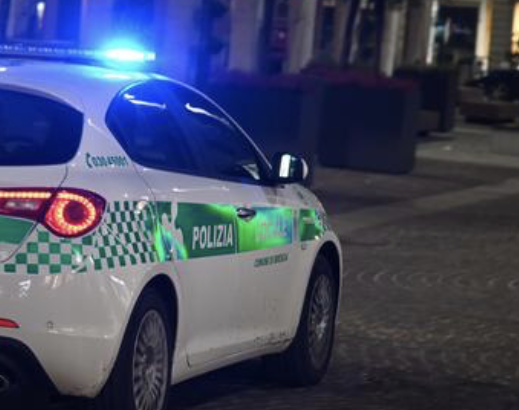 Colpiscono un 20enne alla testa e gli rubano 400 euro, violenta rapina a Pavia