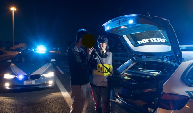 Controlli stradali a Pavia: 4 persone denunciate, 7 patenti ritirate e 85 punti decurtati