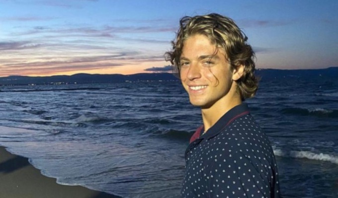 Mister Italia 2023 è Pierluigi Mastropasqua: ha 20 anni e studia a Pavia