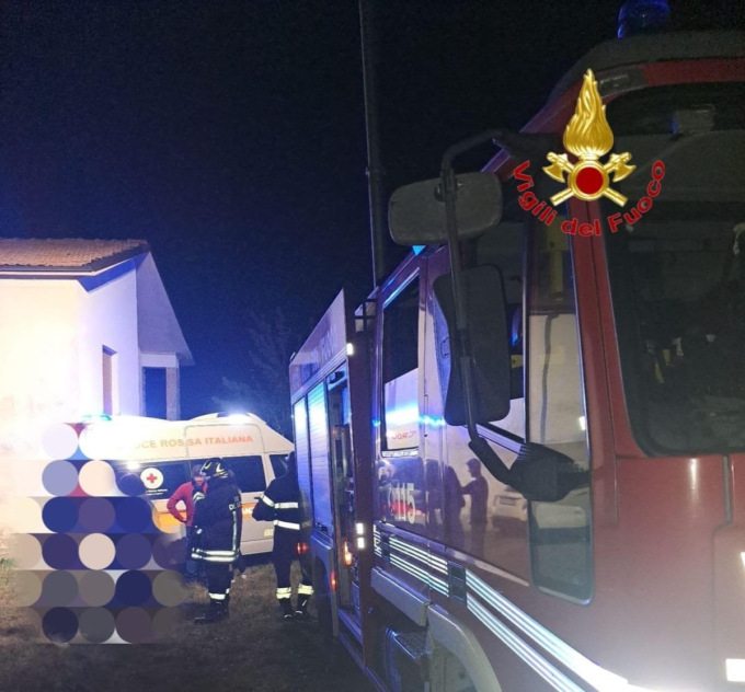 Primo soccorso provvidenziale dei Vigili del Fuoco in attesa dell’elisoccorso: si trovavano lì per caso