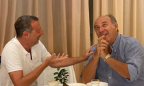 Gerry Scotti e le foto con Amadeus: "Conoscete un hotel a Sanremo che costi il giusto?"