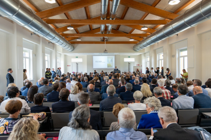 Malore per l’ex rettore Roberto Schmid all’inaugurazione del Campus di Medicina