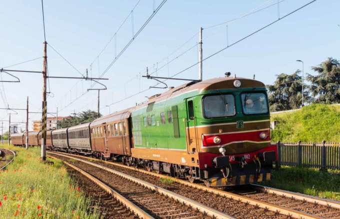 Lomellina Express, non perderti il viaggio sul treno storico da Milano a Mortara