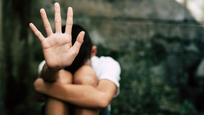 Pedofilo 26enne incarcerato a Pavia, costringeva un 11enne a compiere atti sessuali