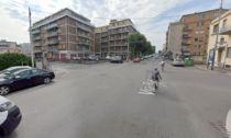 Tragico schianto tra un'auto e uno scooter all'incrocio di via Ferrini: morto un 45enne
