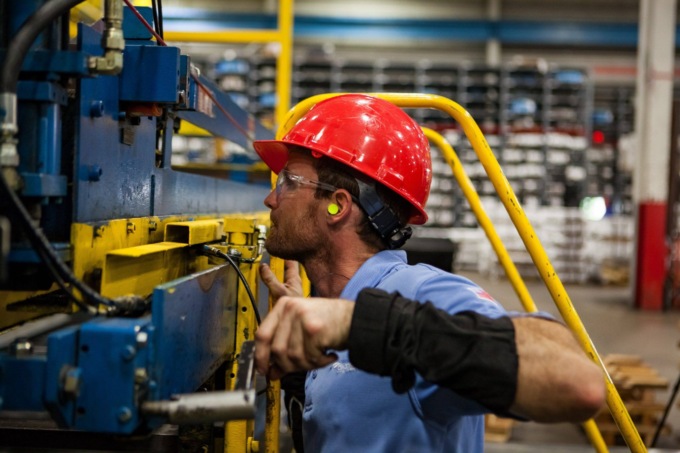 Il lavoro c’è ma le aziende non trovano personale, Pavia quarta in Italia per difficoltà di reperimento