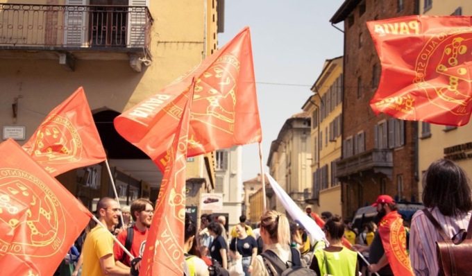 Giornata Internazionale degli Studenti: in corteo a Pavia per il diritto allo studio, il carovita e la democrazia accademica