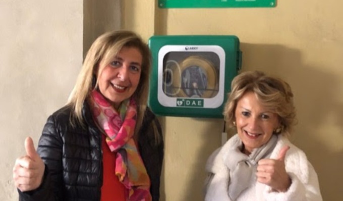 Grazie a Pavia nel Cuore installato a Voghera il primo defibrillatore condominiale