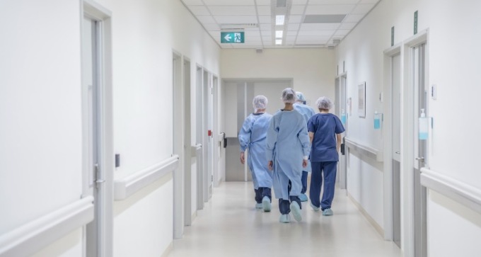 Aumentano i ricoveri per influenza e Covid al San Matteo, aggiunti sei nuovi posti letto