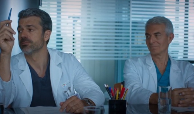 Il cameo di Pierdante Piccioni in “Doc”, il medico di Pavia ha ispirato il personaggio di Argentero