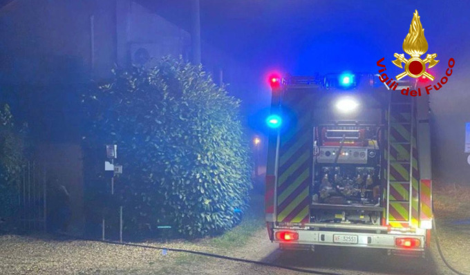Incendio a Ottobiano, fiamme all’interno di un’abitazione domate in due ore