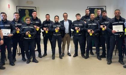 Parte la sperimentazione taser per la Polizia Locale di Pavia, primo capoluogo in Lombardia
