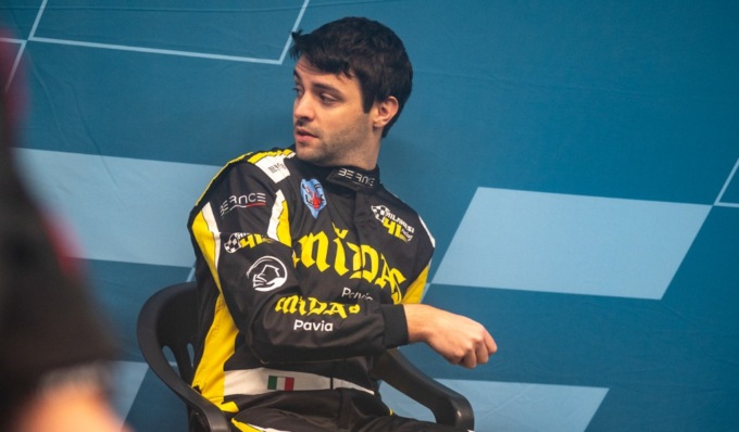 Primo match R-Max 2t sotto il diluvio: Sacchi per il team Milanesi 41 Racing debutta così