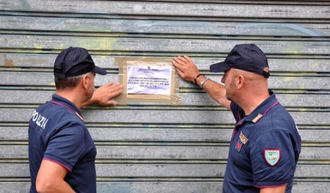 Litigi e risse a Gambolò, chiuso per cinque giorni il locale teatro degli scontri