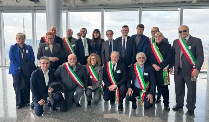 Sindaci e amministratori della Lomellina in visita a Palazzo Lombardia