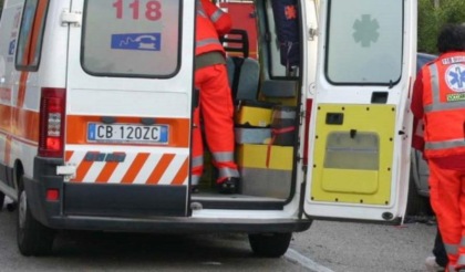 Tragico fuori strada a Zerbo, muore una donna