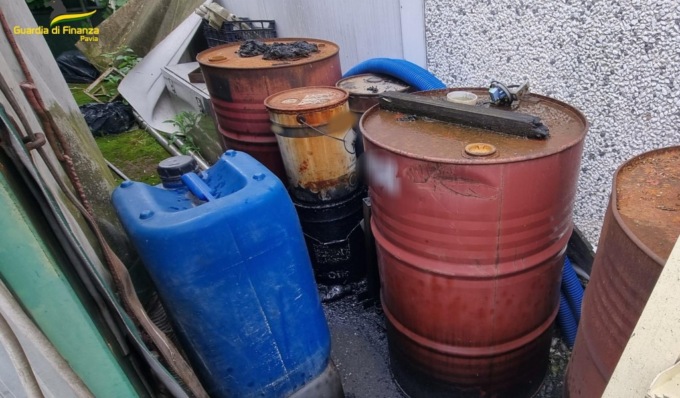 A Gropello Cairoli sequestrate dalla Guardia di Finanza 20 tonnellate di oli esausti