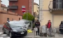 Omicidio a Pavia, uccide l'amico 36enne in casa e ne abbandona il corpo in strada