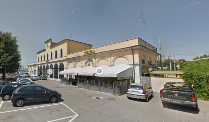 Colpo notturno al bar-tabacchi, ladri in fuga con stecche di sigarette e Gratta e Vinci per 25mila euro