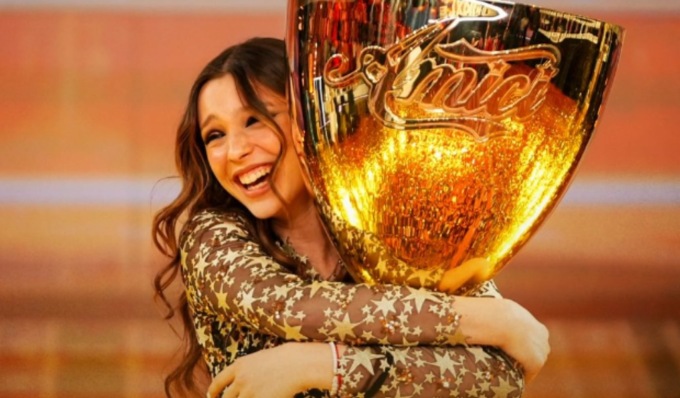 È la vigevanese Sarah Toscano la vincitrice di Amici 2024