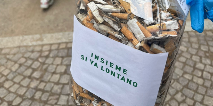 “PIANTALA CON IL FUMO!”: l’ATS Pavia scende in strada con gli studenti