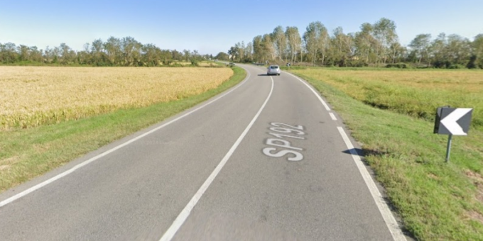 Finisce fuori strada e si ribalta nei campi: giovane 27enne perde la vita