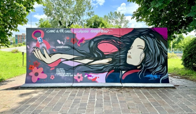 Il perchè del gigantesco murales apparso di fronte al Policlinico San Matteo