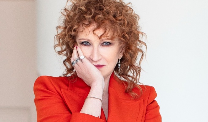 Fiorella Mannoia in “Fiorella Sinfonica-Live con orchestra” questa sera a Vigevano