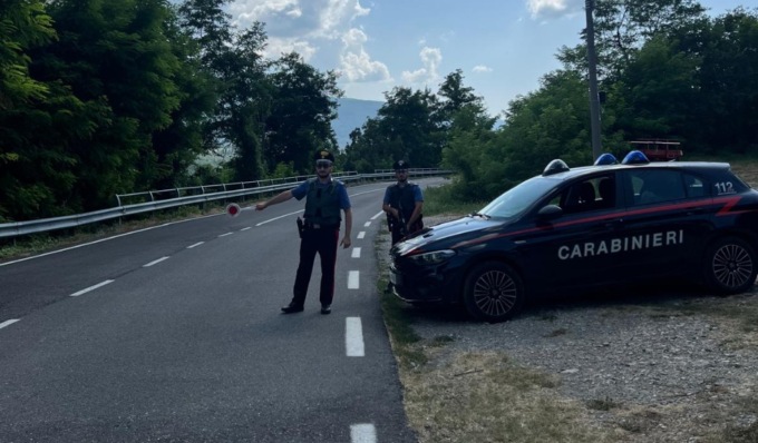 Sorpassi in curva e distanze di sicurezza non rispettate, tempi duri per i motociclisti spericolati in Valle del Penice
