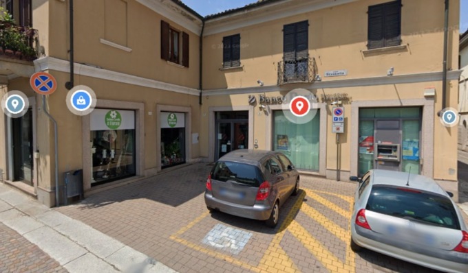 Fanno esplodere bancomat a Mortara, malviventi in fuga con il bottino