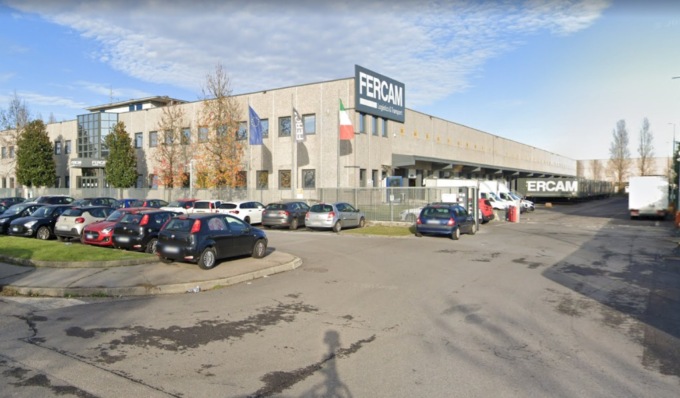 Investito da un camion in azienda, 51enne al San Matteo in elisoccorso