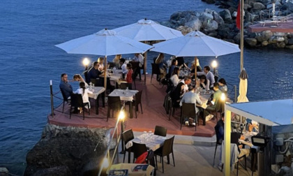 Baia Papaciann’a, aperitivo e cena in riva al mare riscoprendo la miglior cucina mediterranea