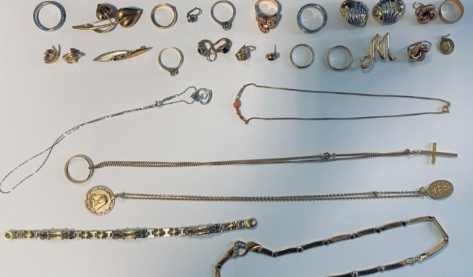 Truffavano anziani con il trucco del parente nei guai, due 20enni denunciati