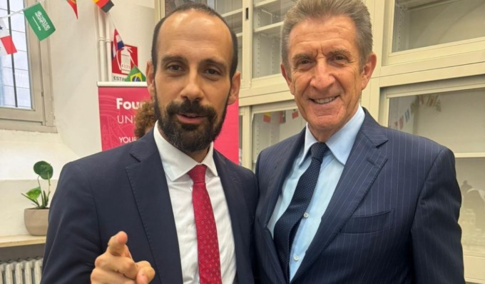 Alla consegna del premio Burgio all’Università di Pavia, il Sindaco Lissia incontra Ezio Greggio: “E’ lui o non è lui?”