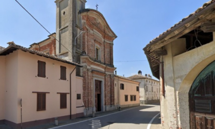 Corpo senza vita trovato in una chiesa del Pavese: ancora non si sa chi sia