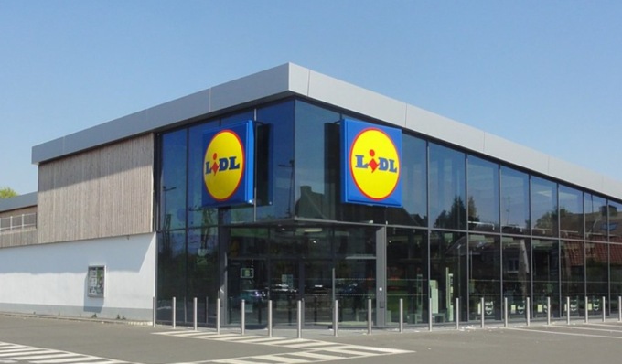 Protesta dei Lavoratori LIDL anche a Pavia, sciopero di quattro ore per la Vigilia di Natale e Capodanno