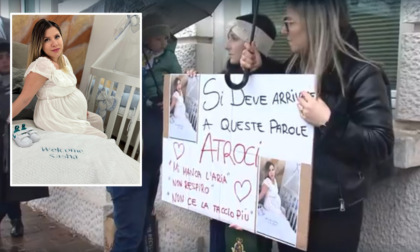 Morta di parto, presidio al San Matteo per chiedere giustizia per Andreea Antochi