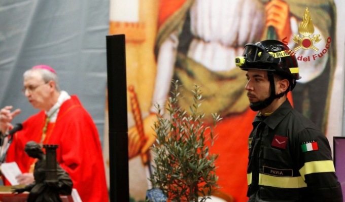 I vigili del Fuoco di Pavia celebrano Santa Barbara nel ricordo dei colleghi caduti in servizio