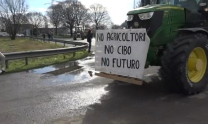 Torna la protesta degli agricoltori, trattori in strada anche nel pavese