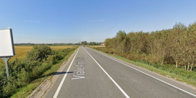 Tamponamento sulla Sp494, conducente 46enne trasportata in ospedale