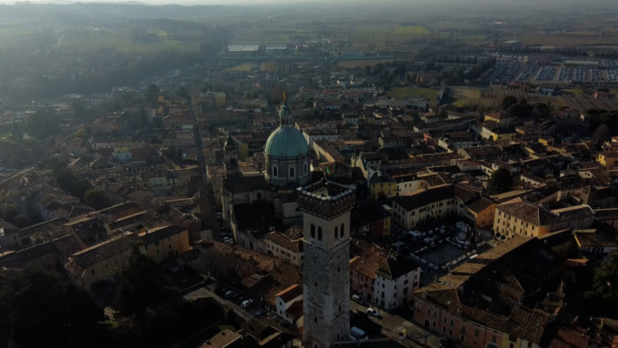 “Dentro e fuori dal Comune”, questa sera Telecity ci porta a Lonato del Garda