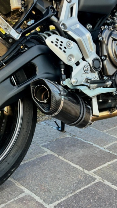 Scarichi sportivi aftermarket: guida alla scelta