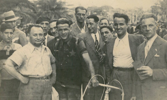 La Milano-Sanremo 2025 parte da Pavia, un omaggio a Diego Marabelli