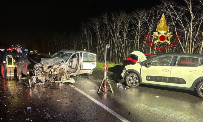Le foto del grave incidente sulla SP 494 Vigevanese: quattro feriti, due gravissimi