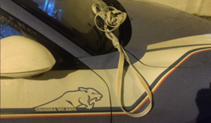 Sopraffatto dalle difficoltà economiche decide di farla finita, 54enne salvato in extremis