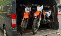 Turisti tedeschi derubati delle motociclette mentre cenano, indagini in corso