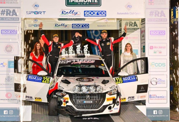 Partenza col botto per Davide Nicelli, il pilota di Stradella vince al Rally Regione Piemonte