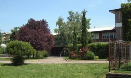 Amianto nel cantiere, chiuso il Liceo Golgi di Broni: esplode il caso sicurezza