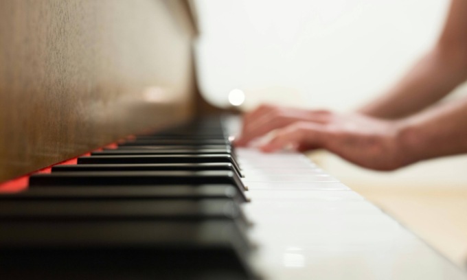 Musica al CNAO, al via un ciclo di concerti per pazienti e familiari in attesa delle cure