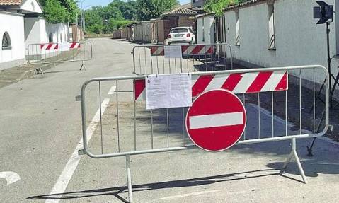 Angela Taccia e Andrea Sempio minacciati di morte… e il sindaco di Garlasco chiude via Pascoli